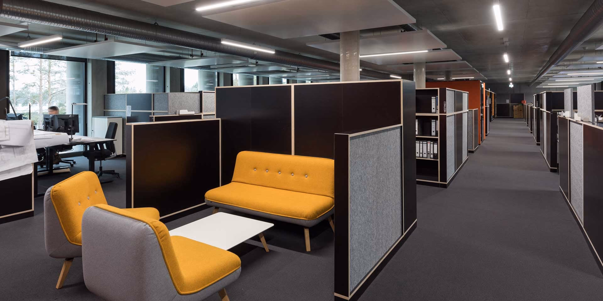 Wie viele Mitarbeiter hat Max Bögl in Deutschland?