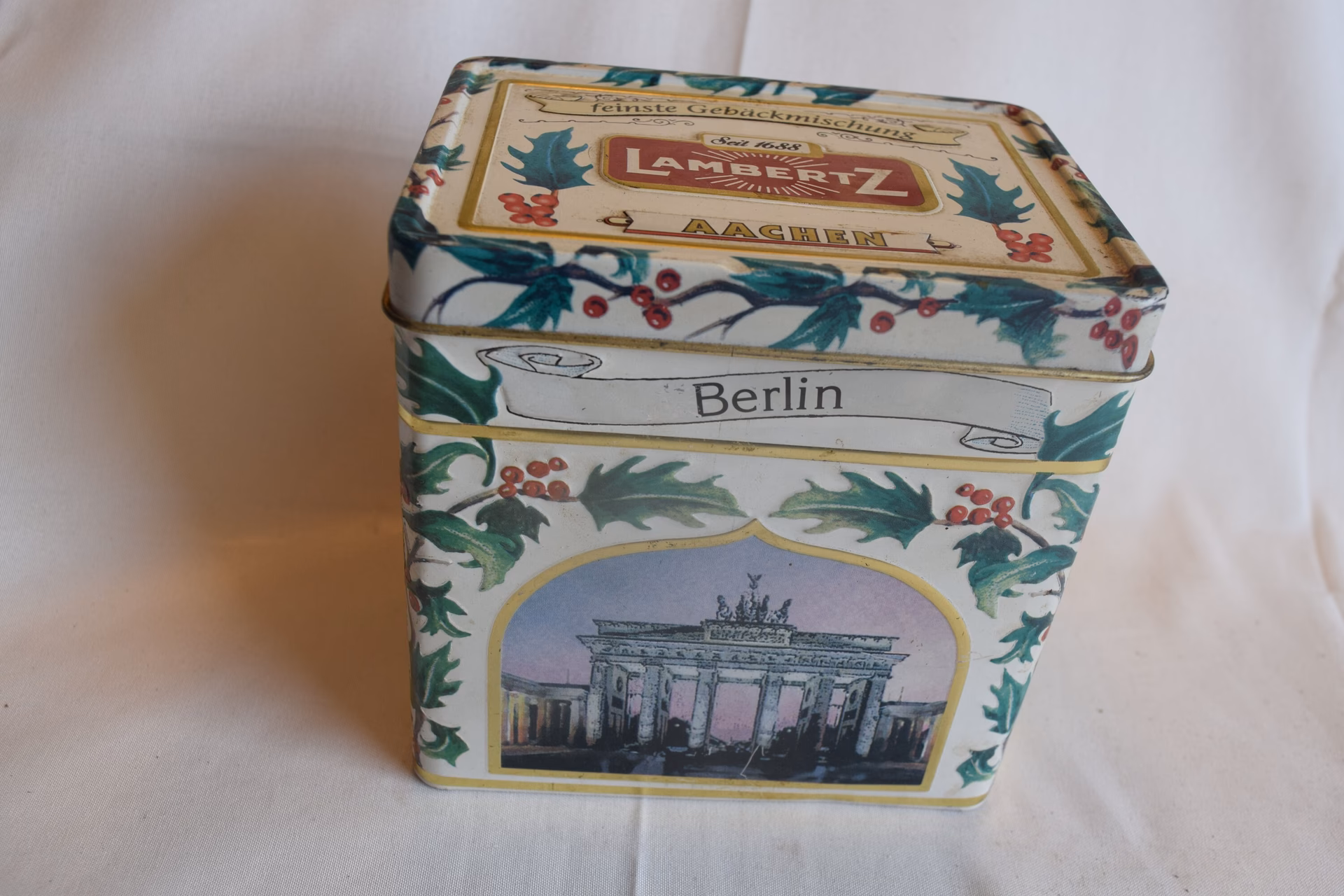 Wer steckt hinter Lambertz?