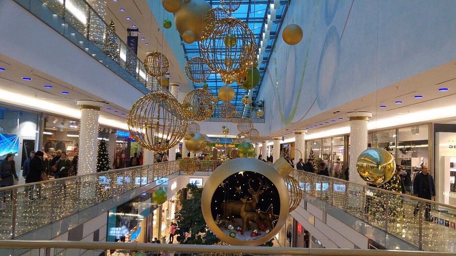 Wem gehört spandau arcaden?