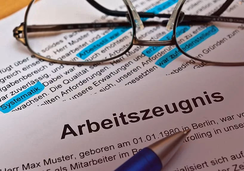 Welche Zolltarifnummer hat Büromaterial?