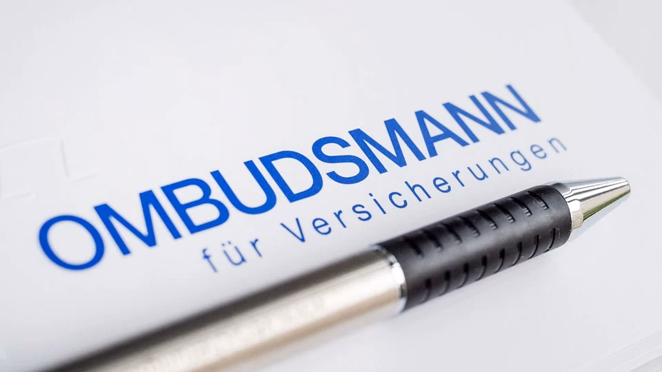 Warum wurde Demolition Man eingefroren?