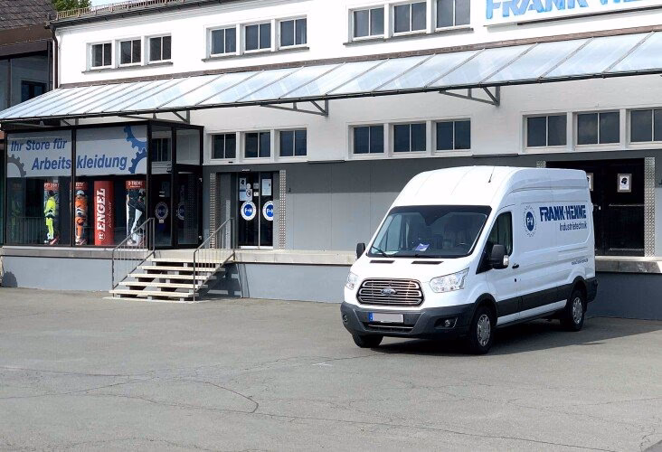 Wie sind die Öffnungszeiten von Frank Henne in Aachen?