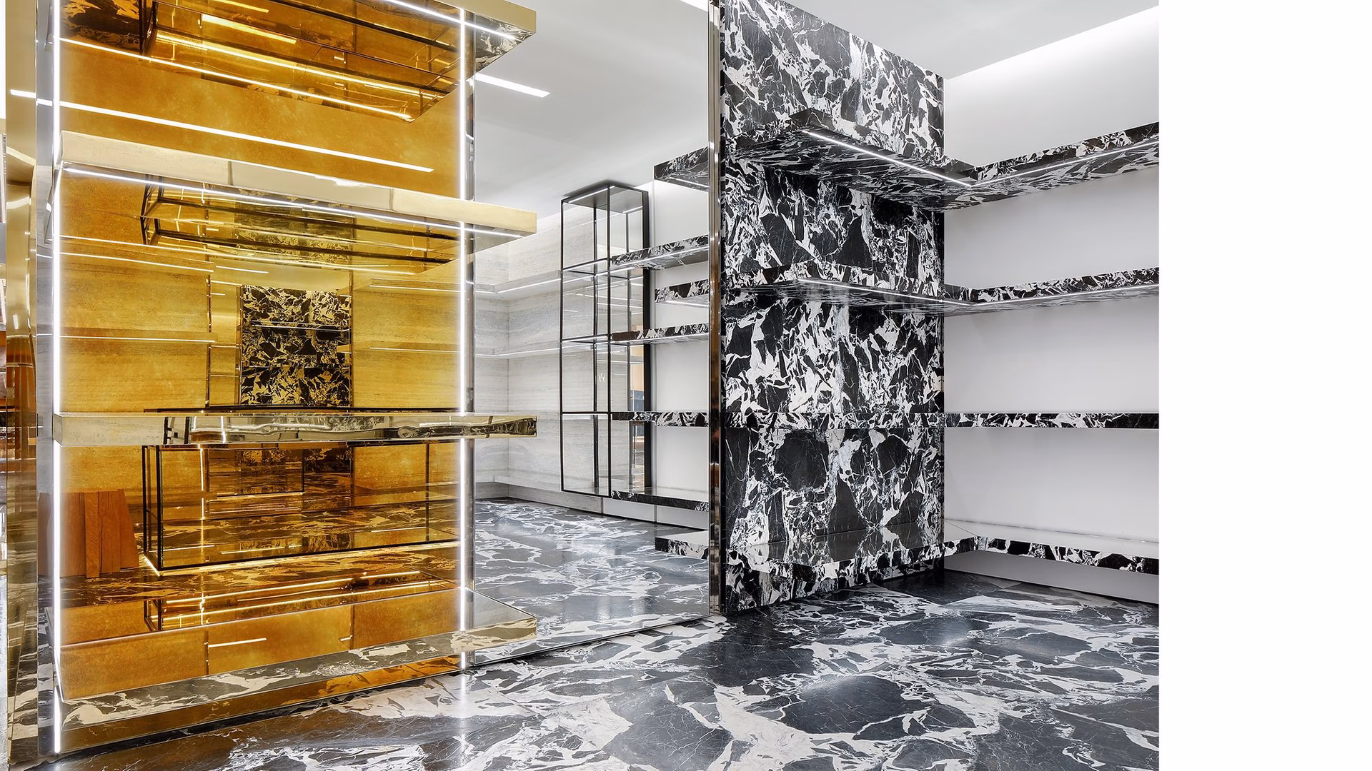 Wer ist der Besitzer der Galerie Lafayette?