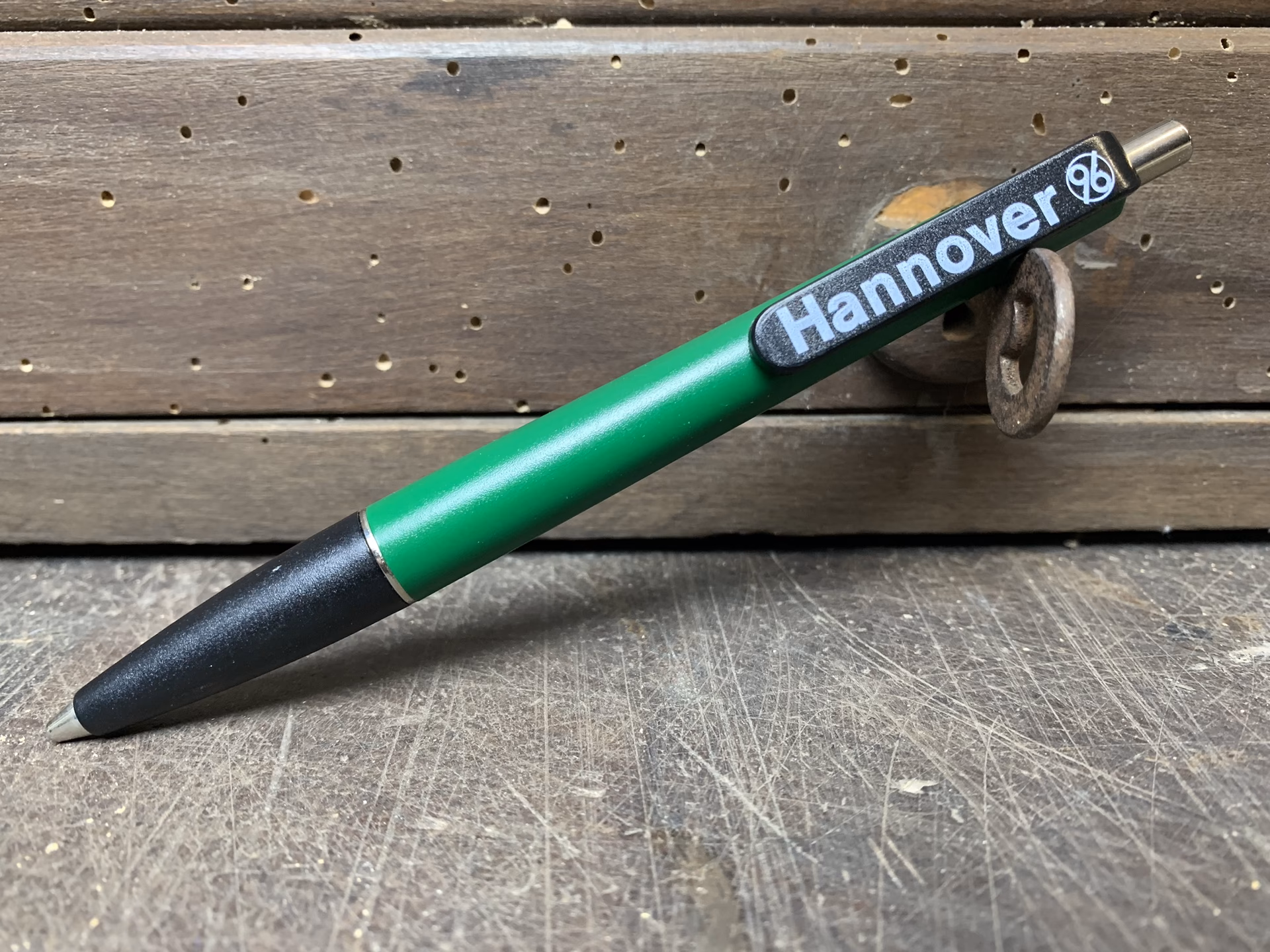 Wer ist der älteste Spieler im Kader von Hannover 96?