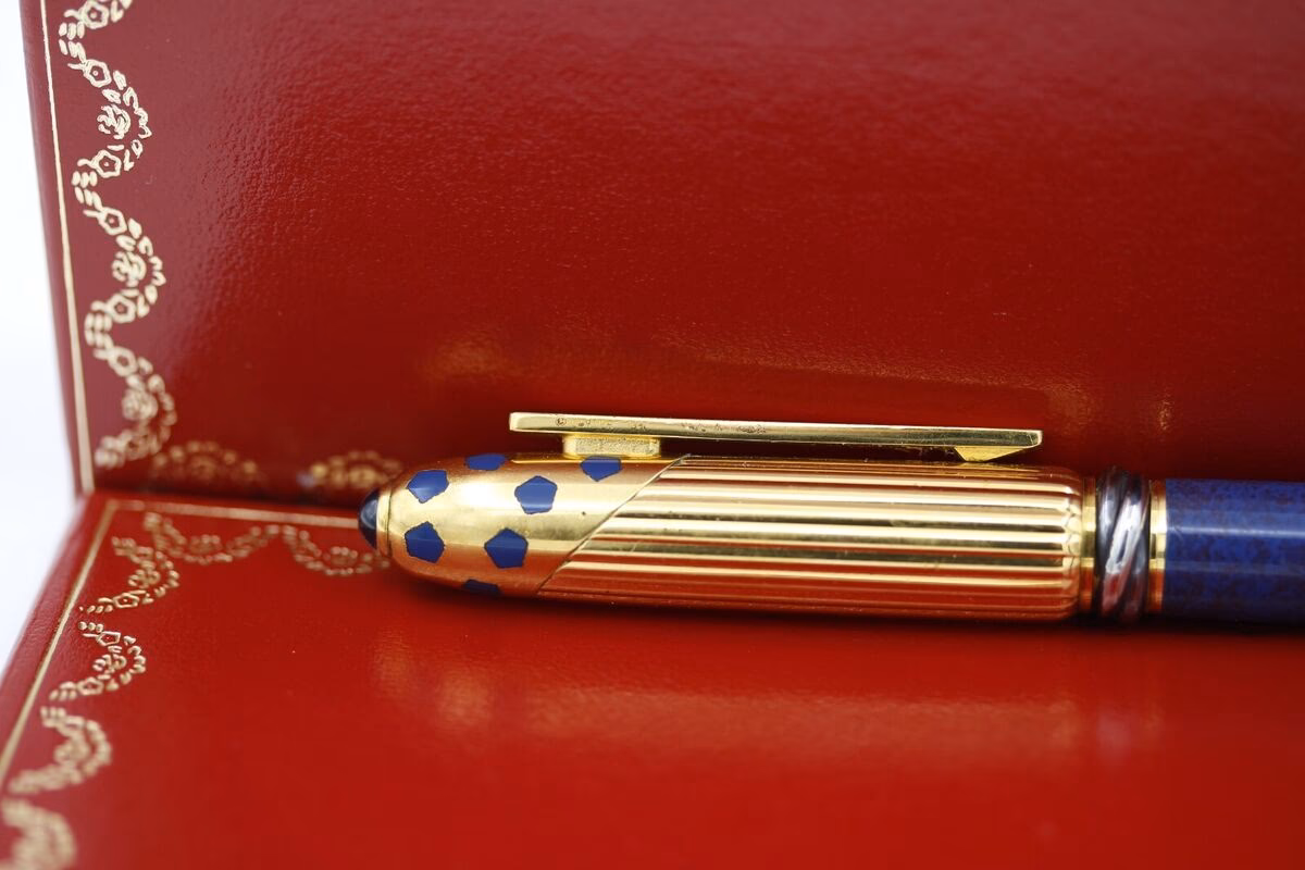 Wer trägt Cartier Panthere?