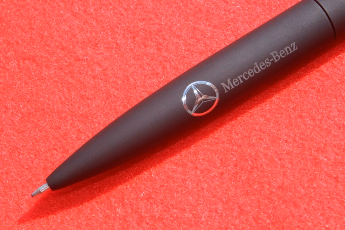 Wie nennt man einen USB-Stick um?