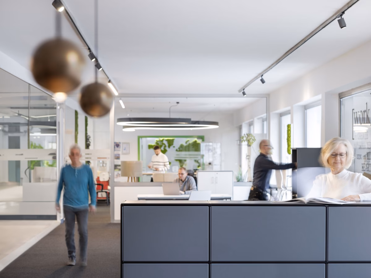 Was ist ein Beispiel für Bürobedarf?