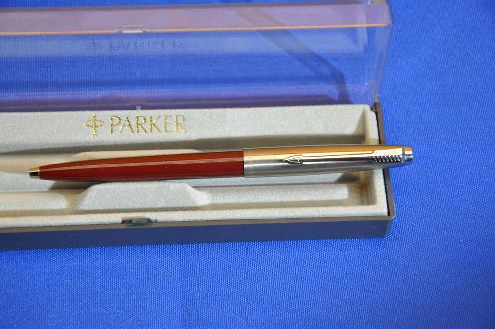 Hat der Parker 45 eine Goldfeder?