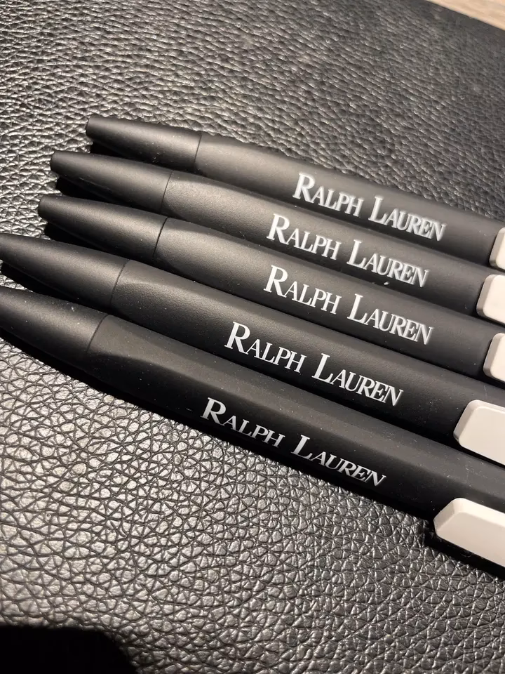 Zu welcher Firma gehört Ralph Lauren?