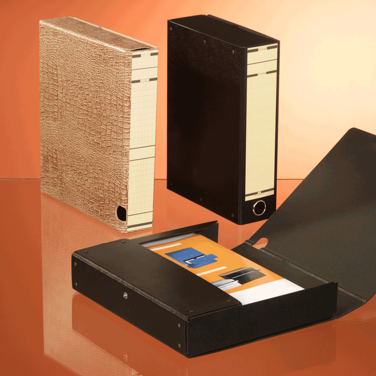 Was macht die Regis Company?