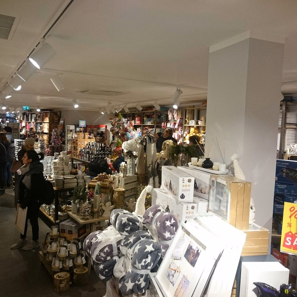 Woher kommt der Name Hallbergmoos?