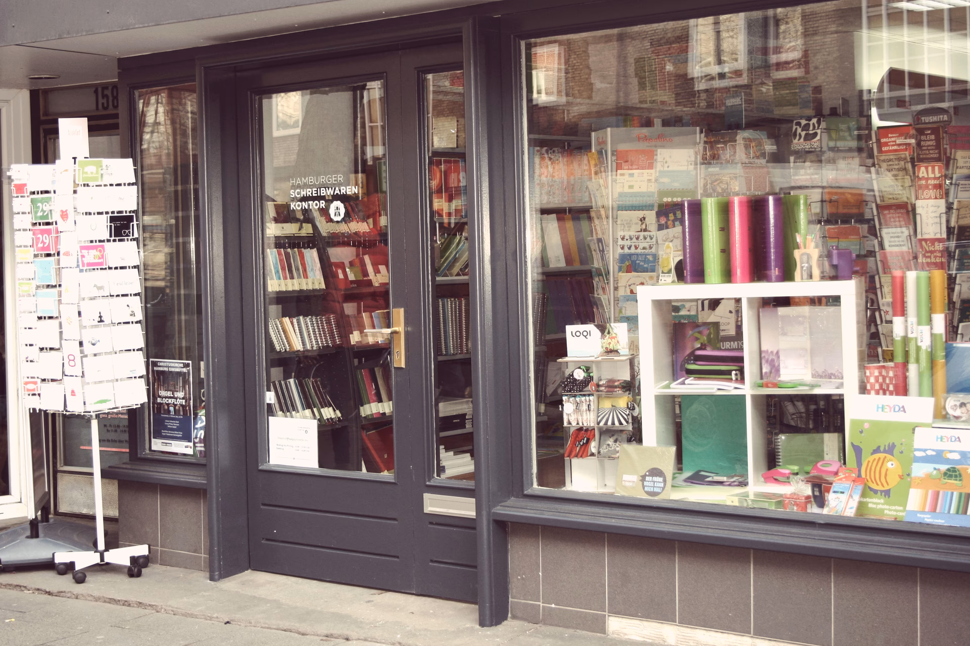 Was kostet ein Bibliotheksausweis in Hamburg?