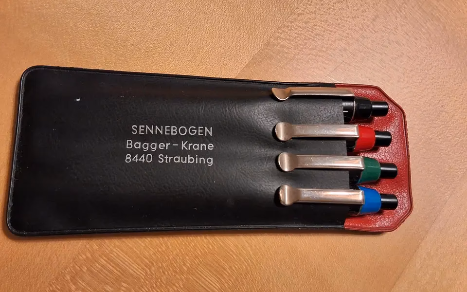 Wie viele Mitarbeiter hat SENNEBOGEN?