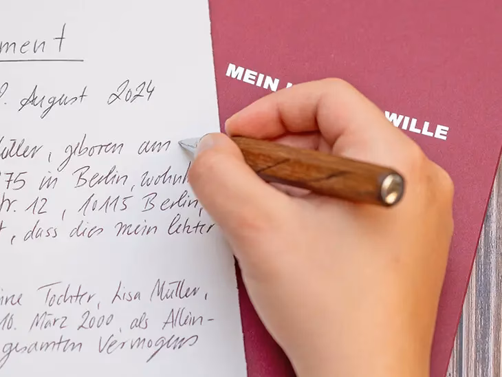 Kann man ein Testament mit einem Kugelschreiber schreiben?