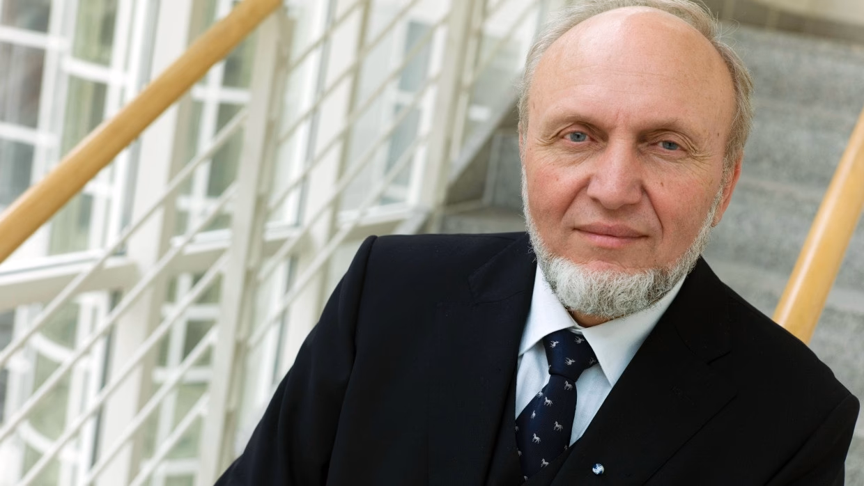 Wie viele Doktortitel hat Hans-Werner Sinn?